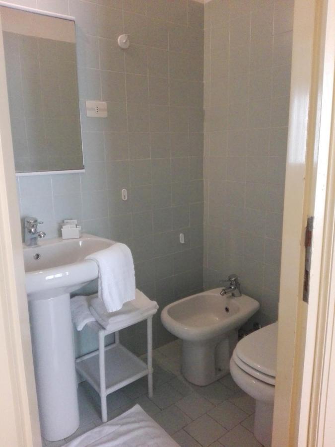 Hotel Diana Gardone Riviera Εξωτερικό φωτογραφία